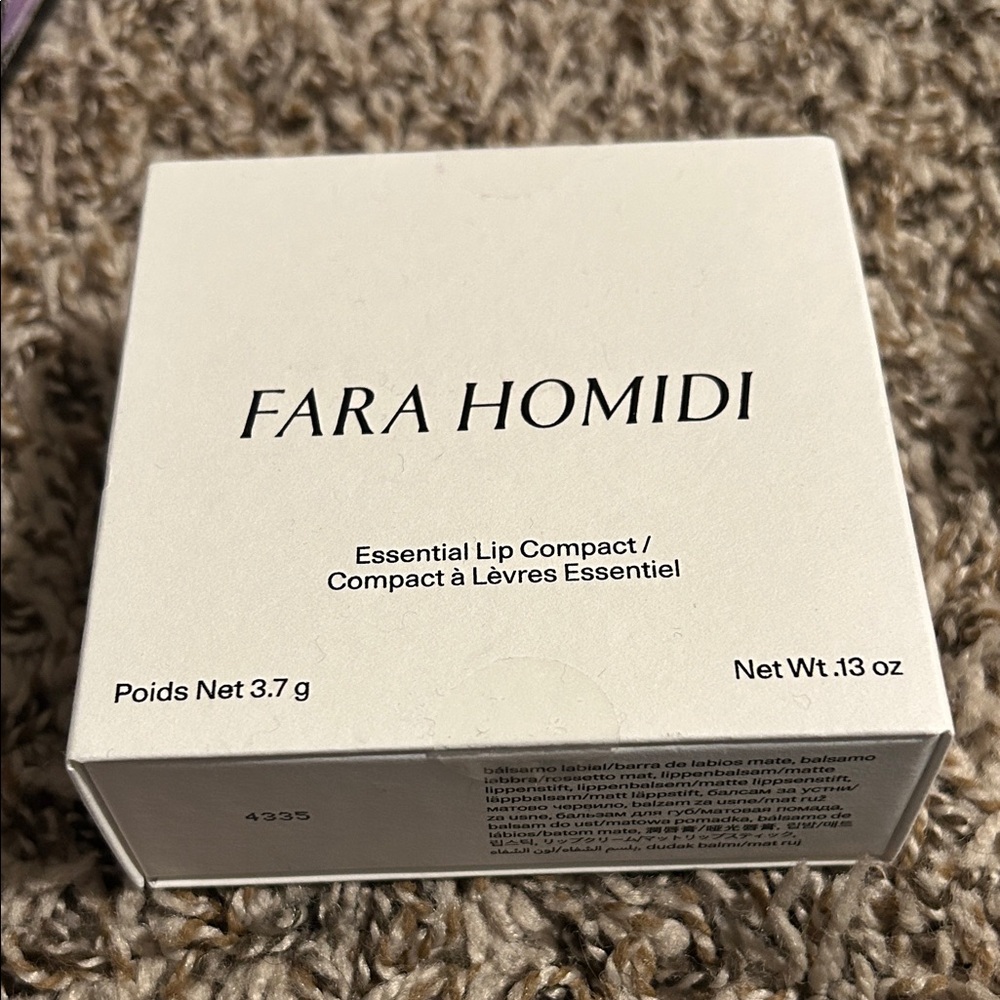 Fara Homidi Essential Lip Compact - Nude 2 - BRAND NEW NEVER OPENED